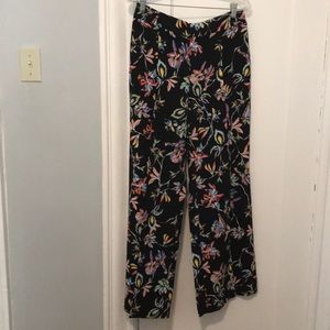 Ladies and young women beautiful pants.